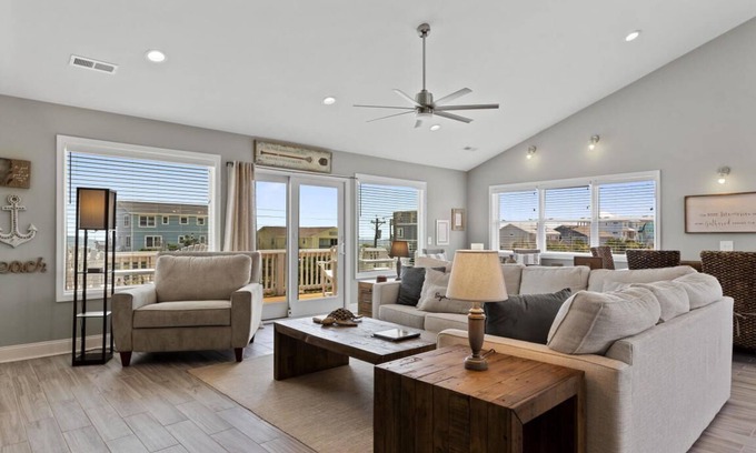 Emerald Isle House | OCEAN VIEW, across from beach access, BEAUTIFULLY updated 4 bed,4 bath,sleeps 12