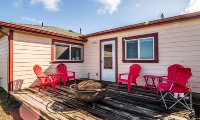 Pescadero House | Ocean view guesthouse just minutes from the beaches and multiple State Parks