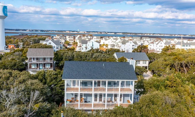 Atlantic Beach House | Ocean View Home-Easy walk to beach/shops/food-Pet Friendly-Just Off Ocean Ridge