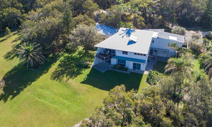 Mullaway House | Ocean View Lodge - Private Mullaway position