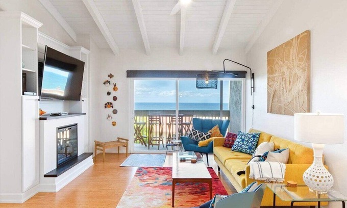 Solana Beach Condo | Ocean View single story, Pool, Spa, Beach Access