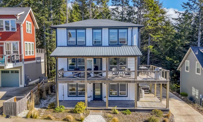 Nelscott House | Ocean Views from 3-Level Olivia Beach Home with Bonus Room, Hot Tub, Large Deck!