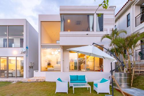 Maeganeku Villa | Ocean Villa Fuchaku Okinawa