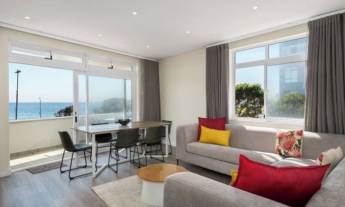 Three Anchor Bay Apartment | Oceanfront Bliss, Luxury Seaside Escape