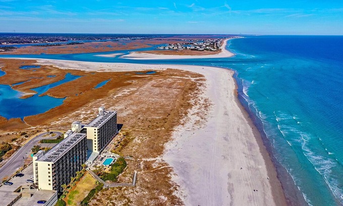 Shell Island Condo | Oceanfront Condo with Ocean Views