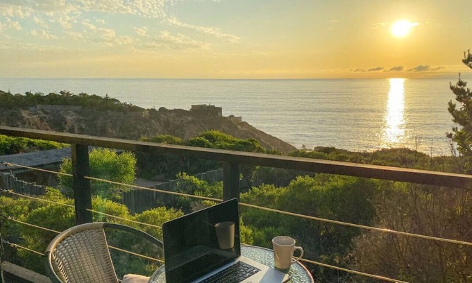 Tunquen Cabin | Oceanfront Cabin Estudio Roca