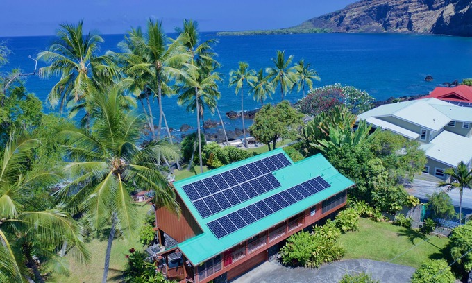 Honaunau-Napoopoo House | Oceanfront - Dolphin Retreat - KAYAKS INCLUDED