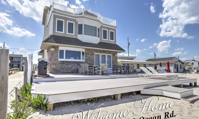 Lavallette House | Oceanfront Monterey Beach, Lavallette, NJ. 5 Bedroom 4.5 Bath