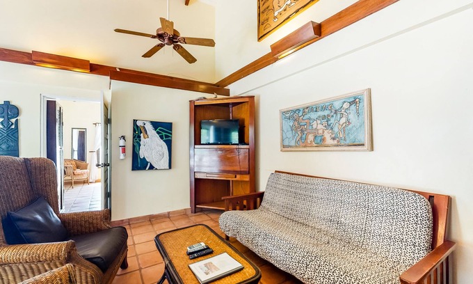 Cocoplum Condo | Oceanfront retreat with water view, pool, AC & free WiFi - easy beach access