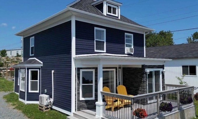 Bay Roberts House | Oceanfront Saltbox With Hot Tub in the Heart of Bay Roberts