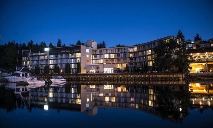 Cowichan Bay Hotel | Oceanfront Suites at Cowichan Bay