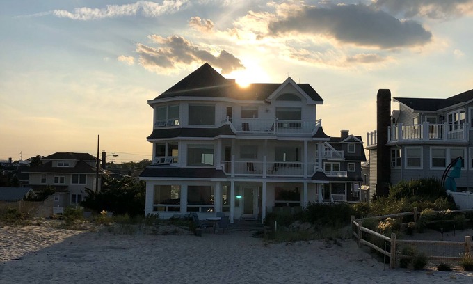 Bay Head House | Oceanfront 8 bedroom - great views! Tons of space!