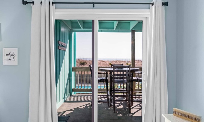North Carolina Coast Condo | Oceanfront. Walk to Boardwalk. 2 King Beds. Beach Gear. Coffee Bar.
