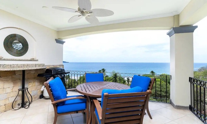 Santa Cruz Condo | Oceanica 825, ocean view condo, steps to the beach