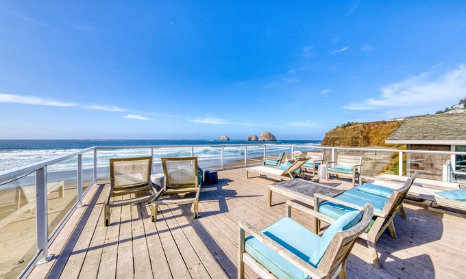 Oceanside Condo | Oceanside Inn #10 - Rosenburg