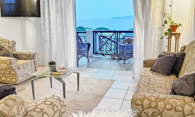 Ocean City Apartment | Oceanview/Cliffside Chic Apartment 4mins from Airport
