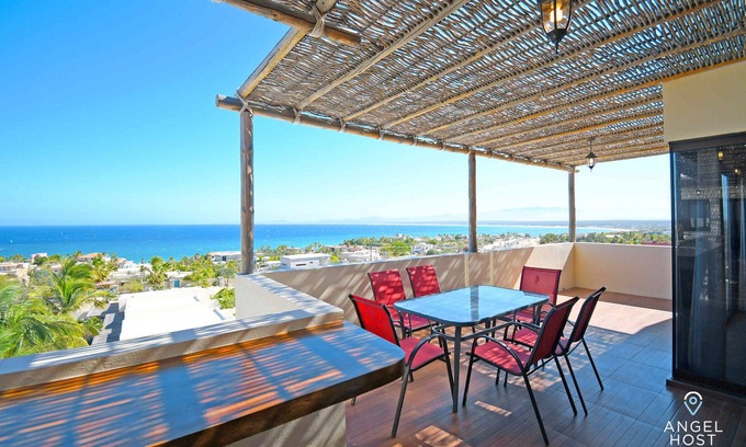 La Ventana Condo | Oceanview Penthouse w/Pool, BBQ, Gym & Playground!