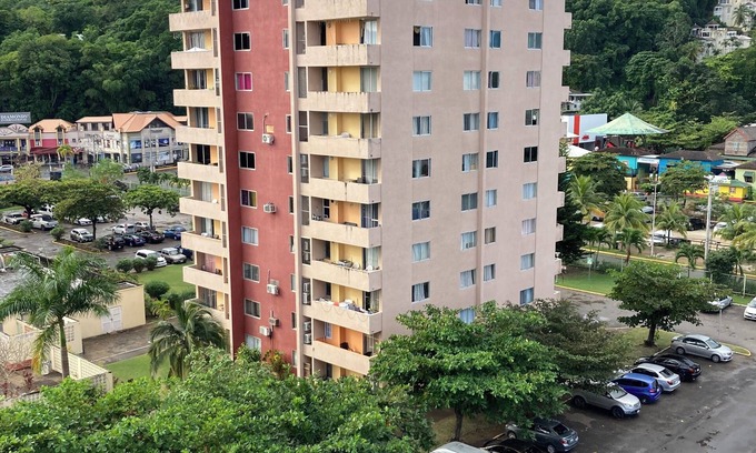 Ocho Rios Apartment | Ochi Towers - Retreat in Ocho Rios - Beach, Comfort & Vibes!