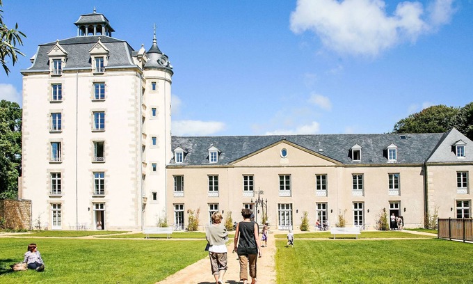 Erdeven Apartment | Odalys Référence Le Château de Kéravéon by Interhome