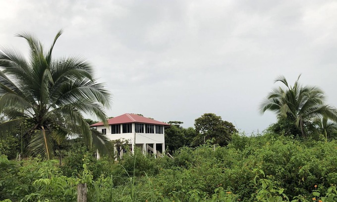 Las Lajas House | Off the beaten path beach house