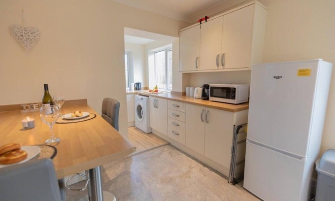 Thornaby On Tees House | OG Retreat Thornaby- Contractor & Family Friendly, Free Parking