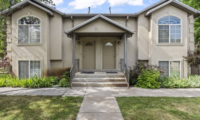 Ogden House | Ogden's Duplex Gem| Mins to Downtown + Ski Resorts