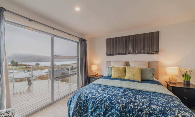 Lake Tekapo House | Ohana Hillside Haven - Serene Getaway