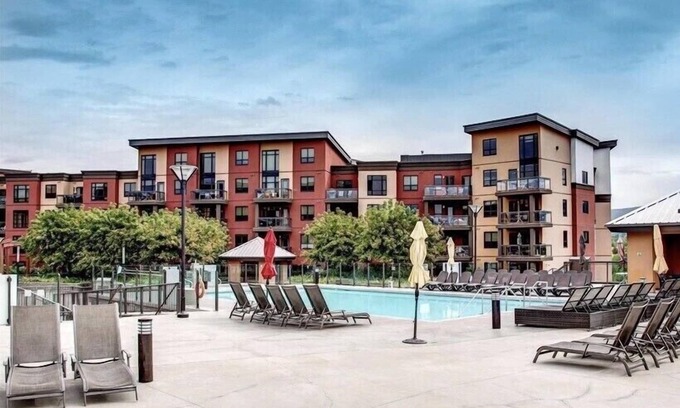 South Pandosy Condo | Okanagan Vacation Station