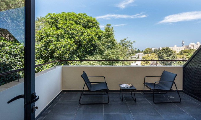 Panorama Street Bed & Breakfast | Olala Carmel Suite Double Room with Balcony