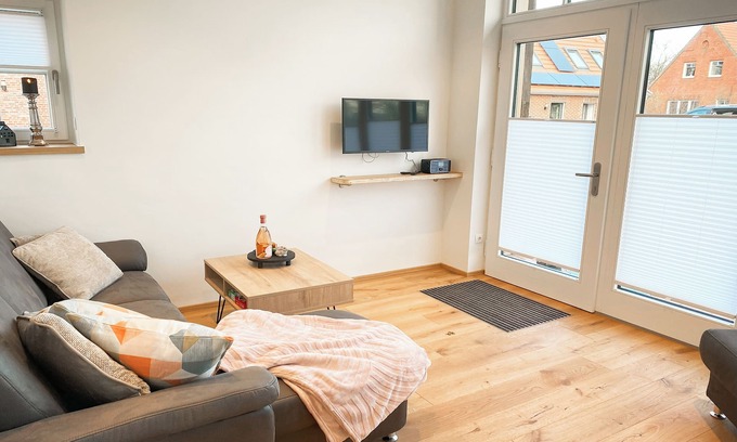 Ohne Apartment | Old barn - courtyard view - country house. Nature. Cycling