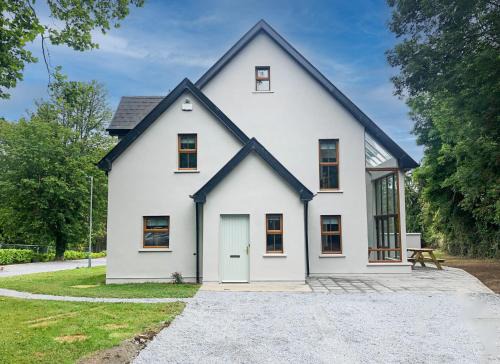 Terryglass House | Old Court Holiday Homes Terryglass 4 Bed No 12