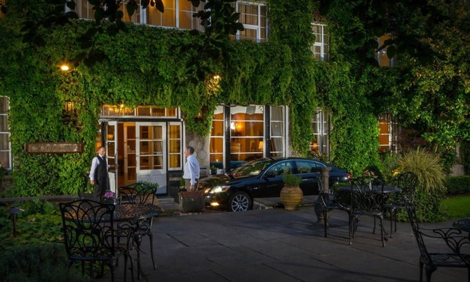 Ennis Hotel | Old Ground Hotel