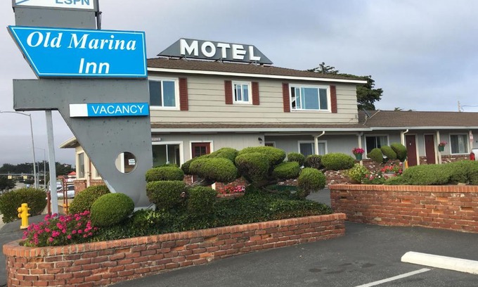 Marina Hotel | Old Marina Inn