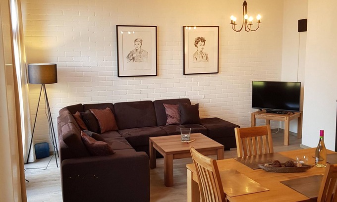Sullwarden Apartment | Old School Süllwarden Burhave - Holiday in idyllic surroundings