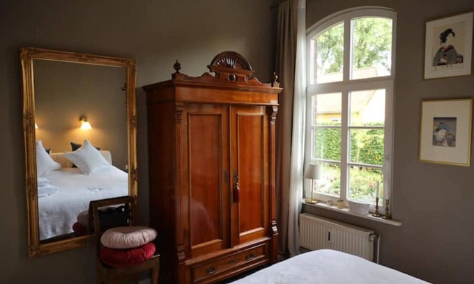 Lachendorf Apartment | Old schoolhouse in the Lüneburg Heath