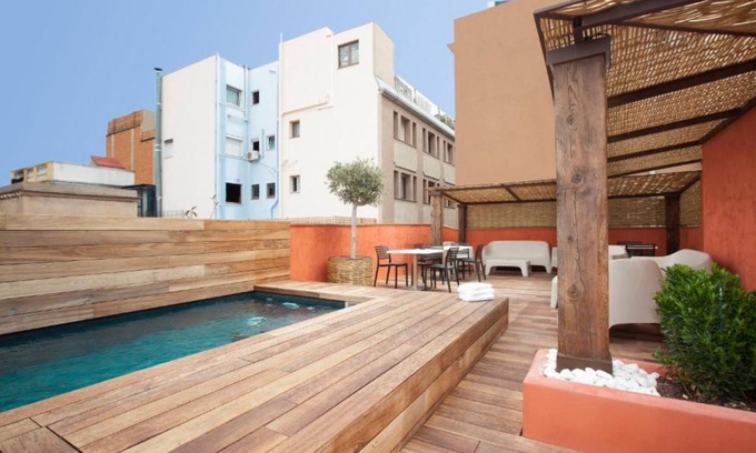 El Raval Apartment | Old Town building with rooftop terrace and pool! Unbeatable Location!