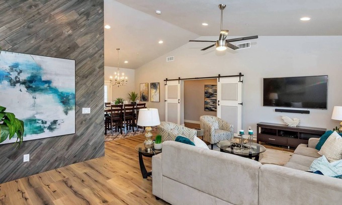 Park Scottsdale Nine Villa | Old Town Family House - Sleeps 24