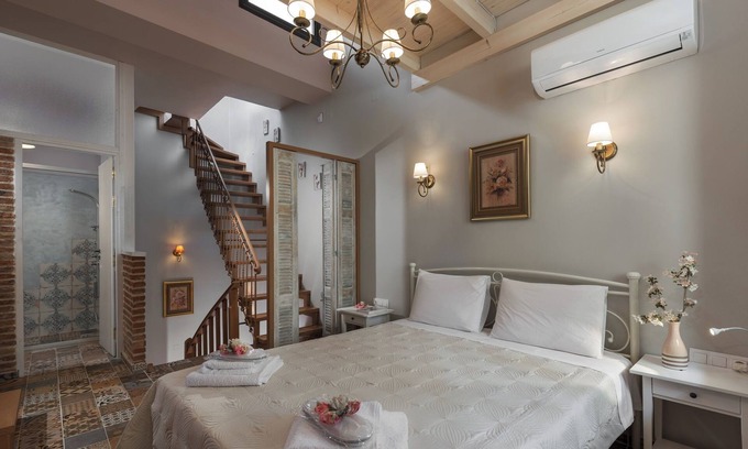 Old Town Rethymnon House | Old Town Maisonette, Rethimno