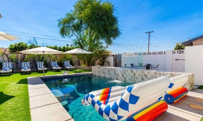 Scottsdale Estates Seven House | Old Town Scottsdale Industrial Modern Heated Pool