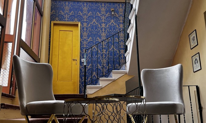 Toscolano Maderno House | Old town Villa Rustico vacation home 600 meters to the SEE CASA LINDNER
