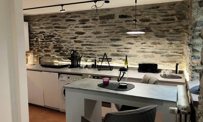 Kasel House | Old winegrower's house