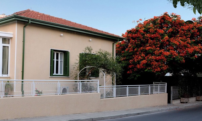 Limassol House | OLIVE & CAROB SUITS at AVGI'S HOME, LIMASSOL OLD TOWN