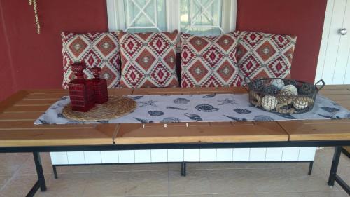 Kiparissia Cabin | Olive garden guest house