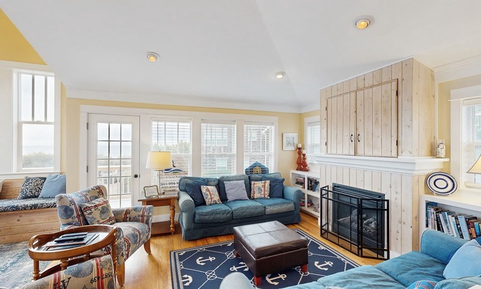 Nelscott House | Olivia Beach house with ocean views, private hot tub & seasonal pool
