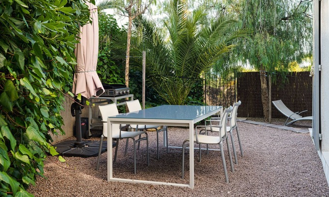 Saint-Raphael Apartment | On a quiet garden level, a few steps away from the beach