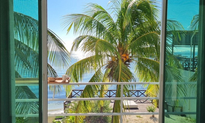 Puerto Juarez Apartment | ON BEACH SEASIDE SUNRISE HAVEN 4 SEA VIEW
