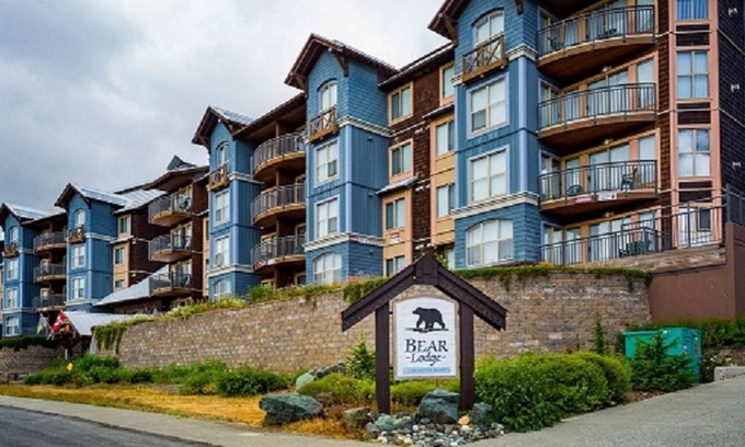 Courtenay Apartment | On Mount Washington Slopeside Studio
