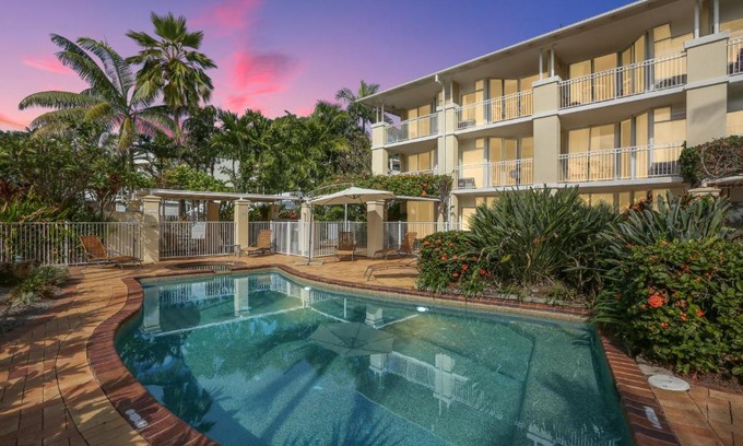 Trinity Beach Apartment | On The Beach Apartments