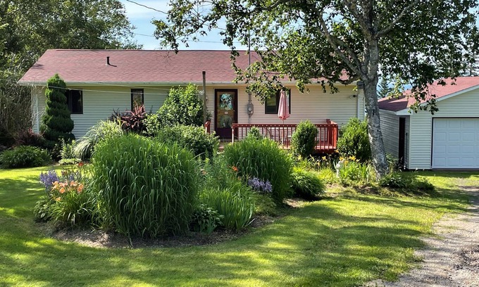 Kings County Cottage | On the Edge of Fundy Private Cottage Getaway