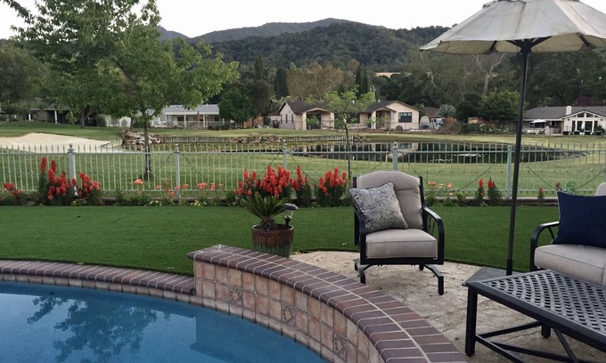 Country Club House | On the Golf Course Home w amazing views!